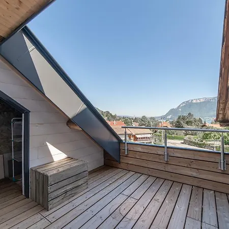 Le Panoramique Apartment